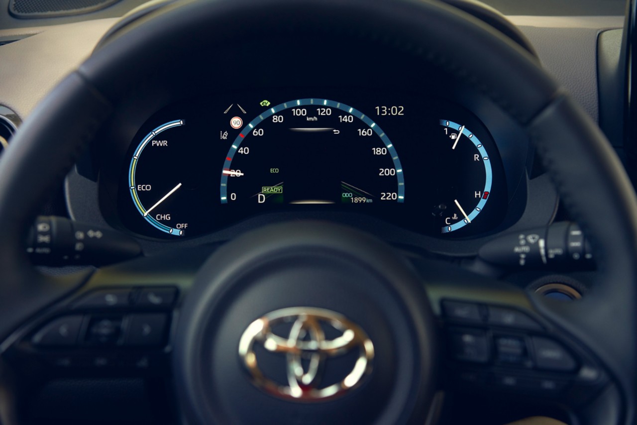 Toyota Corolla Hatchback front interior